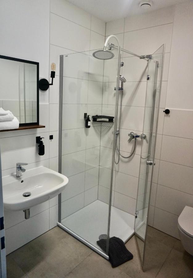 Landhotel Strandallee Wunstorf Ngoại thất bức ảnh
